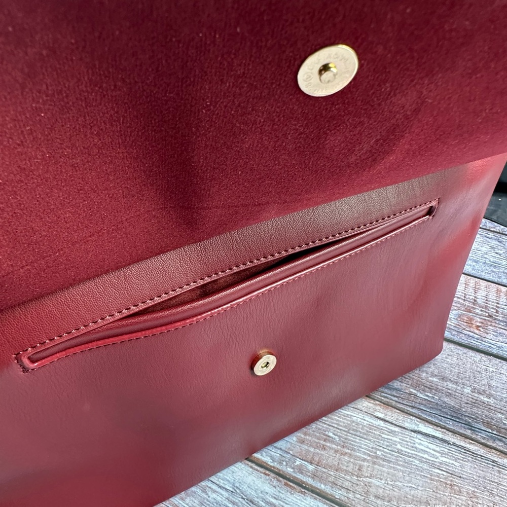 BADGLEY MISCHKA | Red Vegan Leather Tote Shoulder Bag NWT - Picture 5 of 7